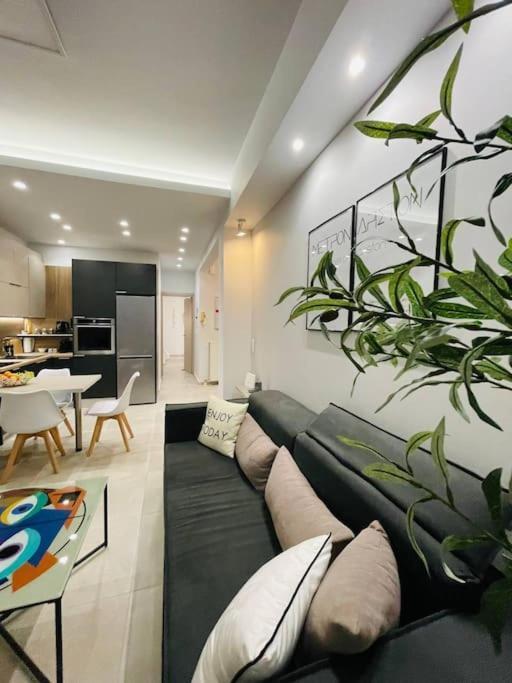 Irakleidon Apartment Next To Akropolis Афины Экстерьер фото